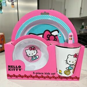 Hello kitty dinner set